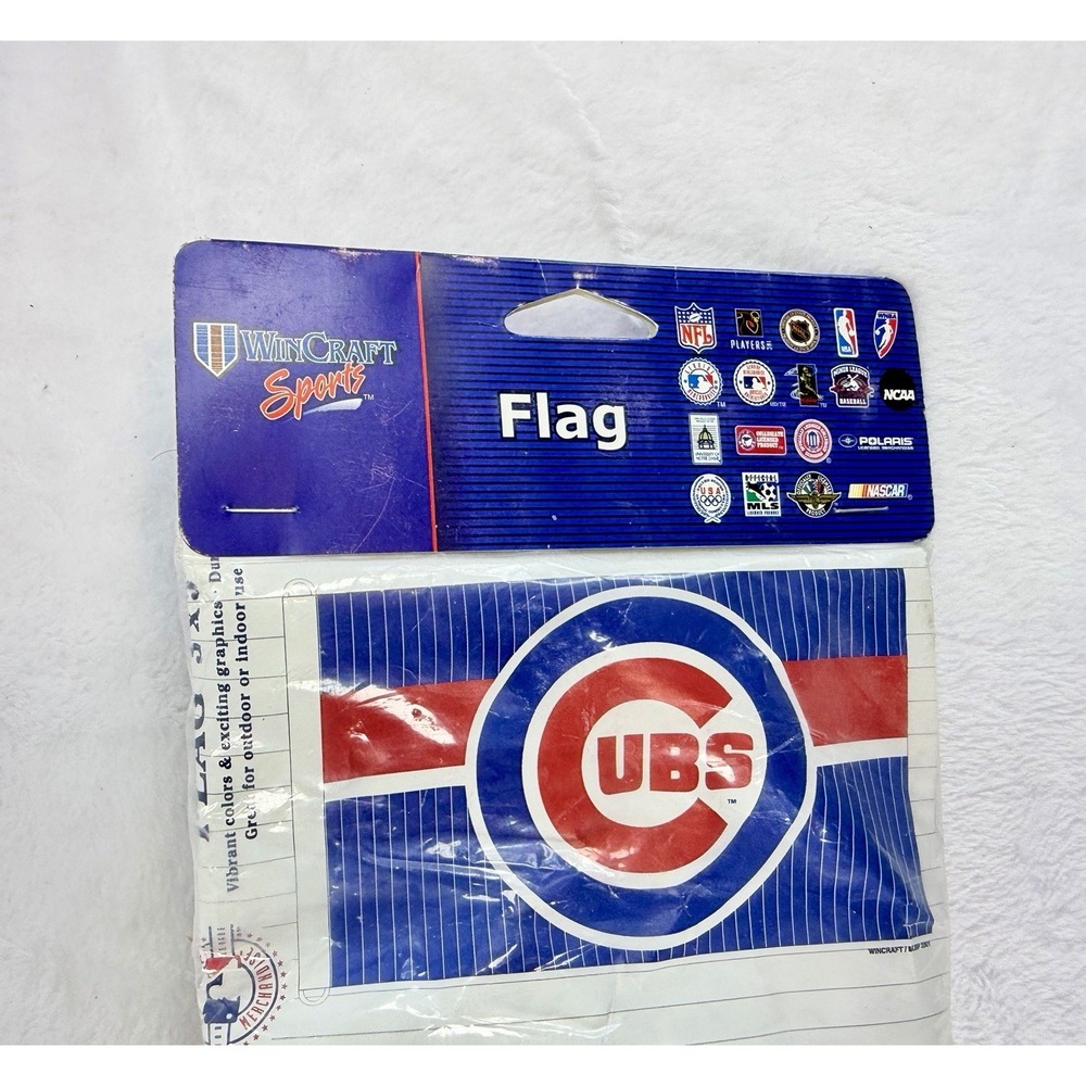 Wincraft Deluxe‎ 3' x 5' Vintage 2002 Chicago Cubs Flag NOS Made in the USA